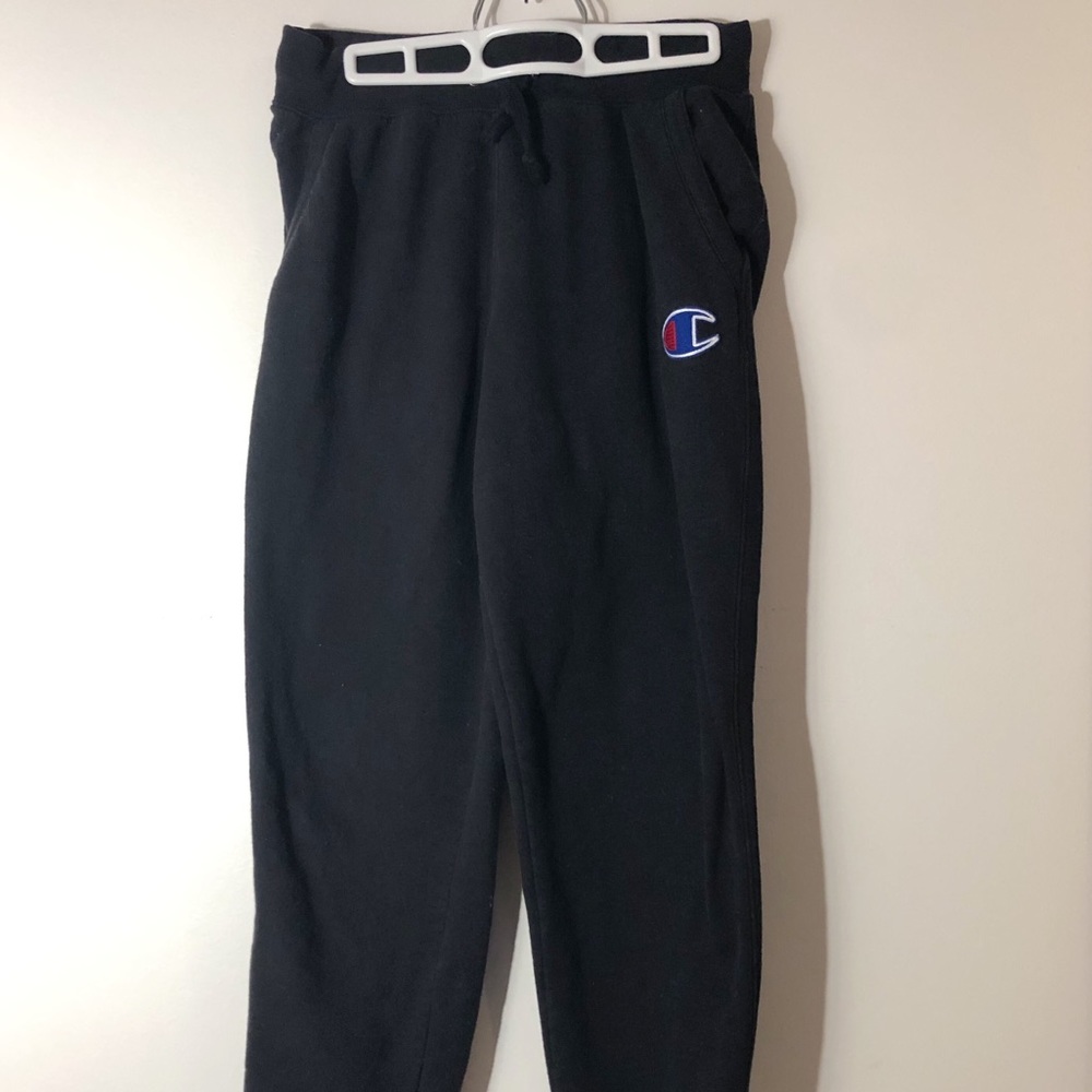 black woman’s champion sweatpants